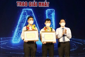HCMC encourages students to participate in AI application research