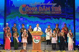 HCMC honors 14 outstanding young citizens in 2021