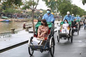 Tourism board proposes complete opening of market from May 1