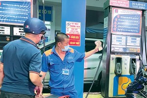 Ministry must ensure no shortage of gasoline: Deputy PM