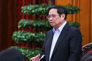 PM stresses urgent need for keeping power supply, demand balanced