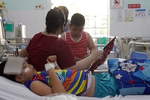 Early outbreaks of dengue fever cause deaths