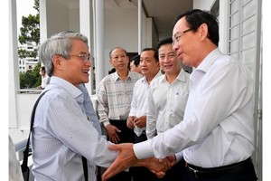 Leader of HCMC health sector proposes piloting exam for hospital managers