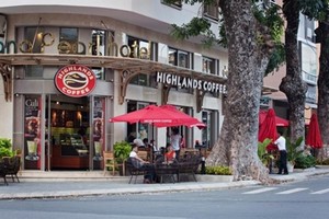 Coffee chains boom again