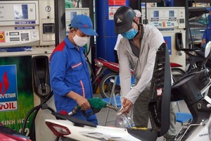 Ministries to increase transport cost of gasoline from factory to ports