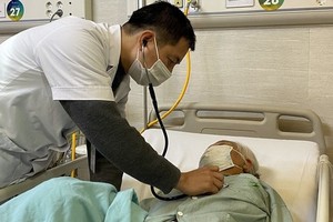 Northern elderly persons  driven to hospitals due to cold weather