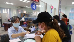 Firms in Dong Nai owe social insurance premiums