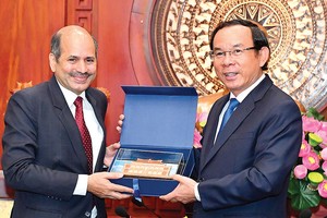 HCMC strengthens multifaceted cooperation with India