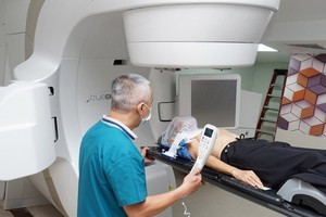 Binh Duong proposes hospitals not sign work contracts with violating doctors