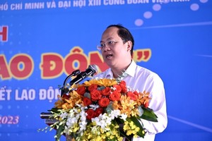 Labor unions accompany workers in HCMC