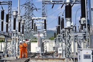 Businesses seek ways to adapt to rising electricity prices 