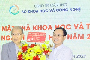 Can Tho congratulates Prof. Vo Tong Xuan