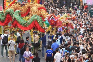 People and tourists bustling with joy at Lantern Festival