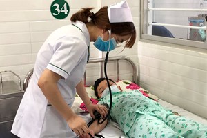 Insurance agency urges schools to increase students' health insurance purchase 