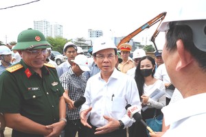 HCMC Secretary urges to finish Nguyen Van Linh tunnel construction project