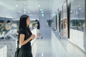 Young people should consider pros and cons of taking gap year