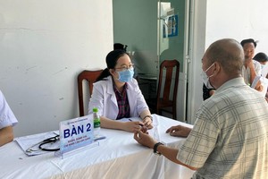 HCMC: Over 139,000 elderly people receive free medical checkup