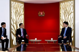 Vietnam suggests Singapore's support in modernizing tax, customs management