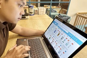 E-commerce grows with difficulties in tax collection