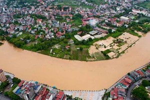 People evacuated as floods and deadly landslides hit Ha Giang