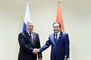 Top Vietnamese legislator receives Governor of Russia’s Rostov region