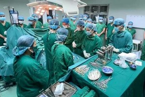 First simultaneous heart-kidney transplantation conducted in Vietnam