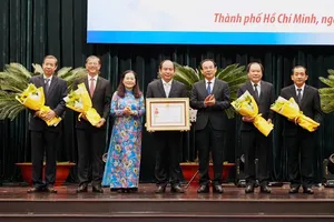 HCMC Party Chief praises medical team for mastering advanced techniques
