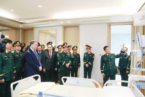 Party chief underscored patient-centered approach on Vietnamese Doctor’s Day