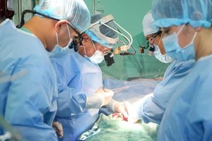 Heart transplant patient recovers well at Hue Central Hospital