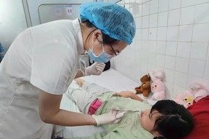 Hundreds of children with birth defects receive free surgeries in Hue