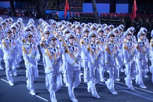 HCMC witnesses rehearsals for the upcoming parade and march