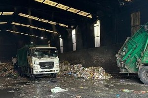 Ho Chi Minh City issues prices for domestic waste collection services