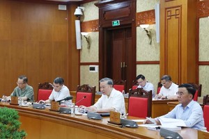 Party chief calls for continued dissemination of Constitution amendments