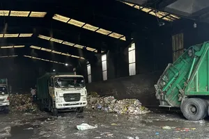 HCMC introduces new policies for waste management including incentives, support