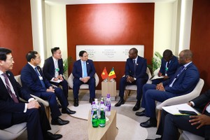 Vietnamese PM meets with Senegalese counterpart in Tianjin