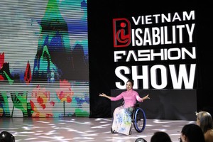 Fashion runway debuts for people with disabilities