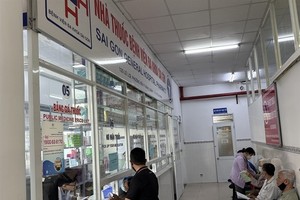 HCMC proposes free health insurance cards from age 60