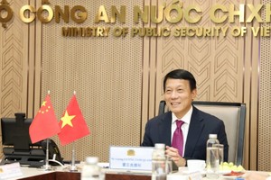 Minister of Public Security holds phone talks with Chinese counterpart