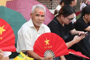 Hanoians eagerly await National Day parade rehearsal