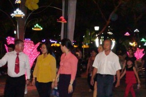 Walking street was in Nguyen Van Tri street