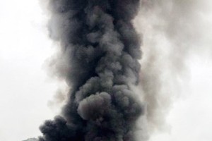 A big flame suddenly burns inside Tan Thanh border gate market this morning.