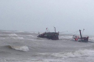 Bad weather covers East Sea 