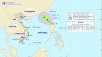 Tropical low pressure system enters East Sea 