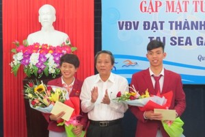 Two gold medalists of SEA Games 2017 are honored 