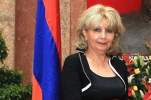  Armenian ambassador to Vietnam Raisa Vardanya 