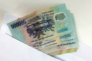 Poor veteran returns dropped property to British tourist