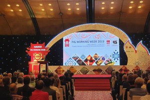 Vietnam hosts Int’l Federation of Surveyors Conference 