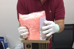 Over 9-kilogram drugs detected in candy packages 