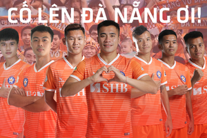 Players of Da Nang Football Club call for Covid-19 protection and prevention