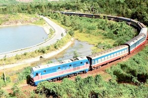 Five new high-speed rail lines between HCM city and southern provinces will be built by 2025. (Photo: www.baogiaothong.vn)